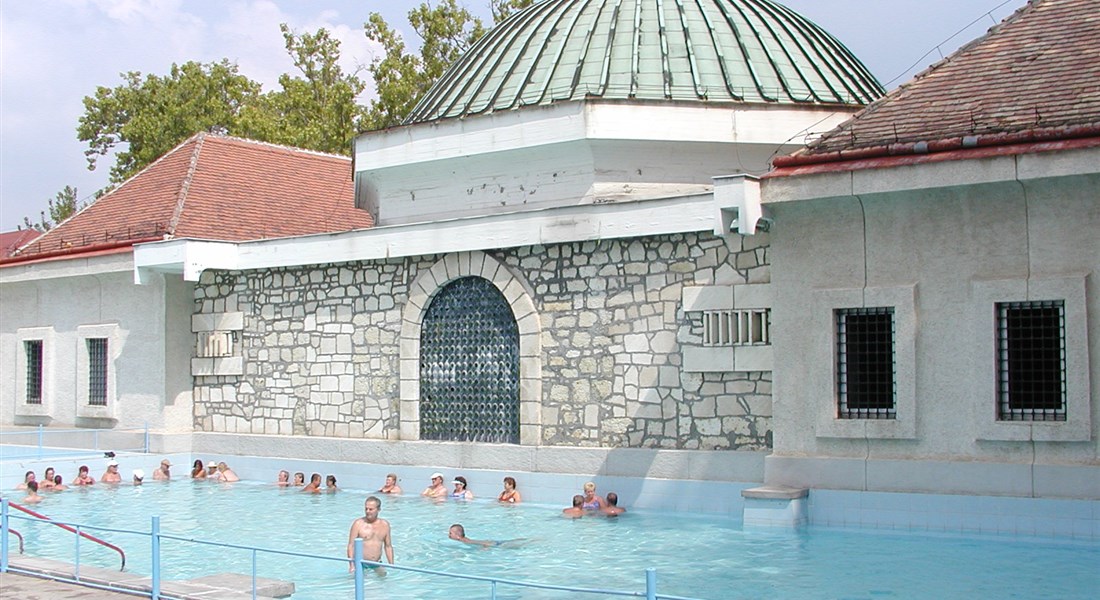 Eger - Maďarsko Eger lázně venkovní bazén