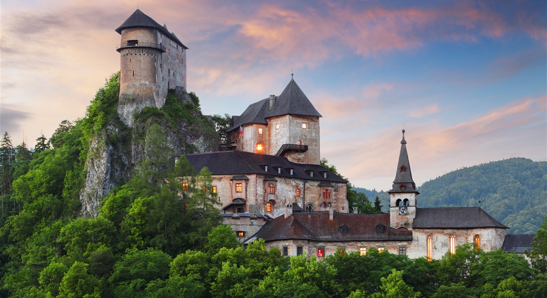 Orava - Slovenská republika Orava - Oravský hrad západ slunce