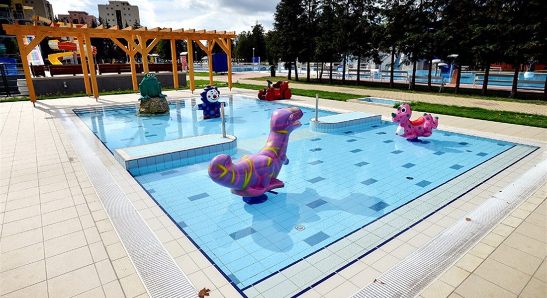 Eger - Maďarsko Eger bazén pro děti 4