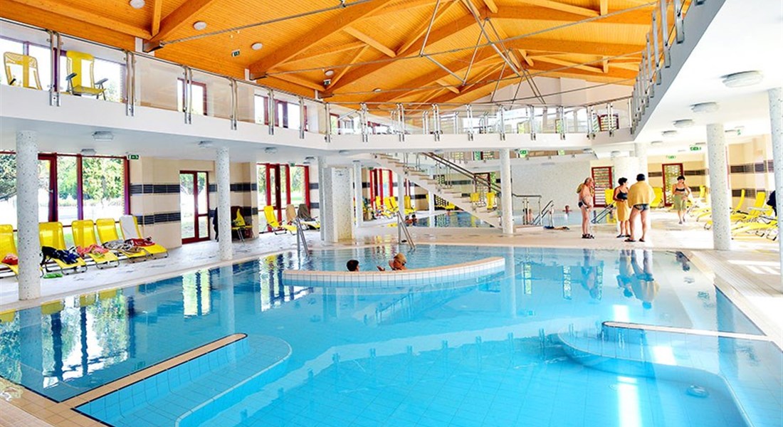 Eger - Maďarsko Eger lázně vnitřní bazén 3