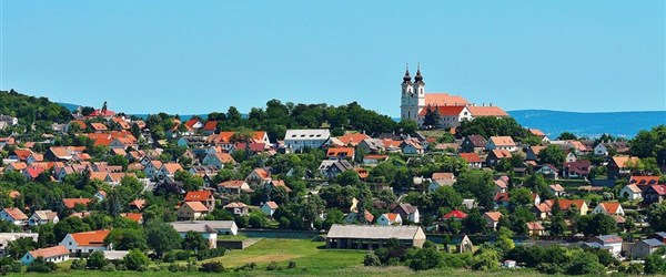 Tip na výlet k Balatonu: levandulové slavnosti v Tihány