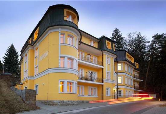 Luhačovice - Hotel Riviera - Východní Morava