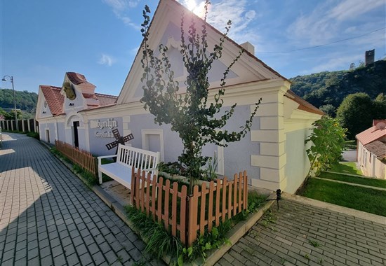 Vranov nad Dyjí - Babyhotel a Babymlýn KAROLÍNKA - Jižní Morava