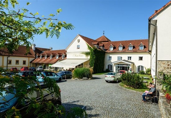 Kašperské Hory - Parkhotel - Šumavské bylinné lázně - Šumava