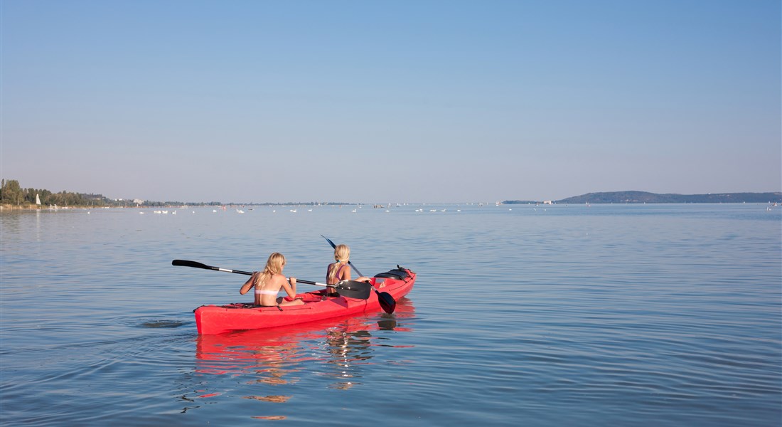 Balaton - Maďarsko Balaton - kánoe