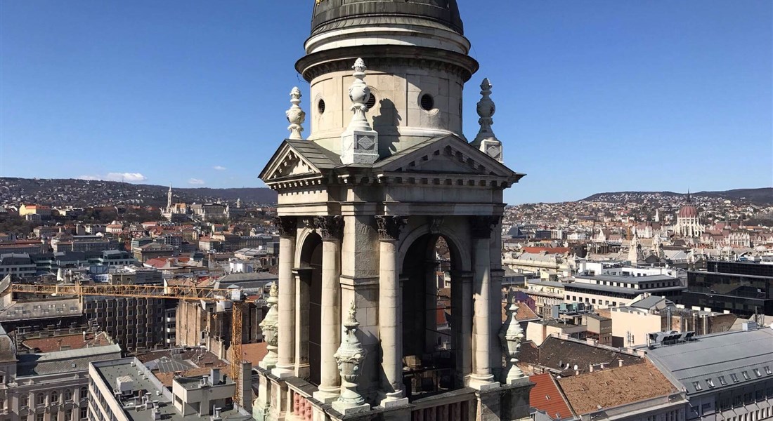 Budapešť - Maďarsko Budapešť-věž baziliky sv. Štěpána