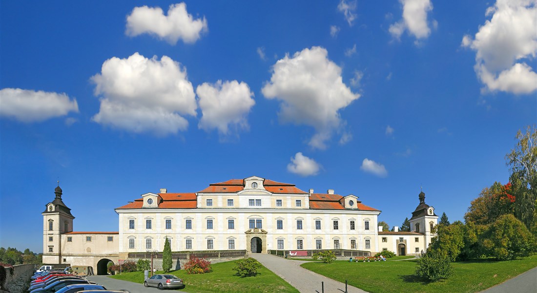 Východní Čechy - Česká republika Východní Čechy Rychnov nad Kněžnou - Zámek