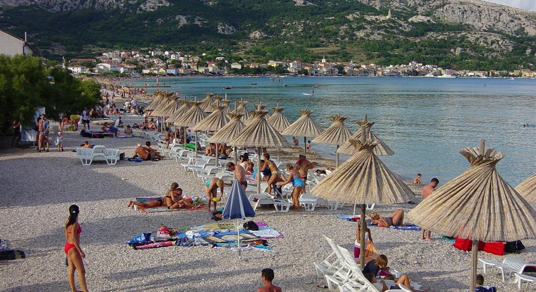 Kvarnerské ostrovy - Chorvatsko Istrie - ostrov Krk, Baška, pláž