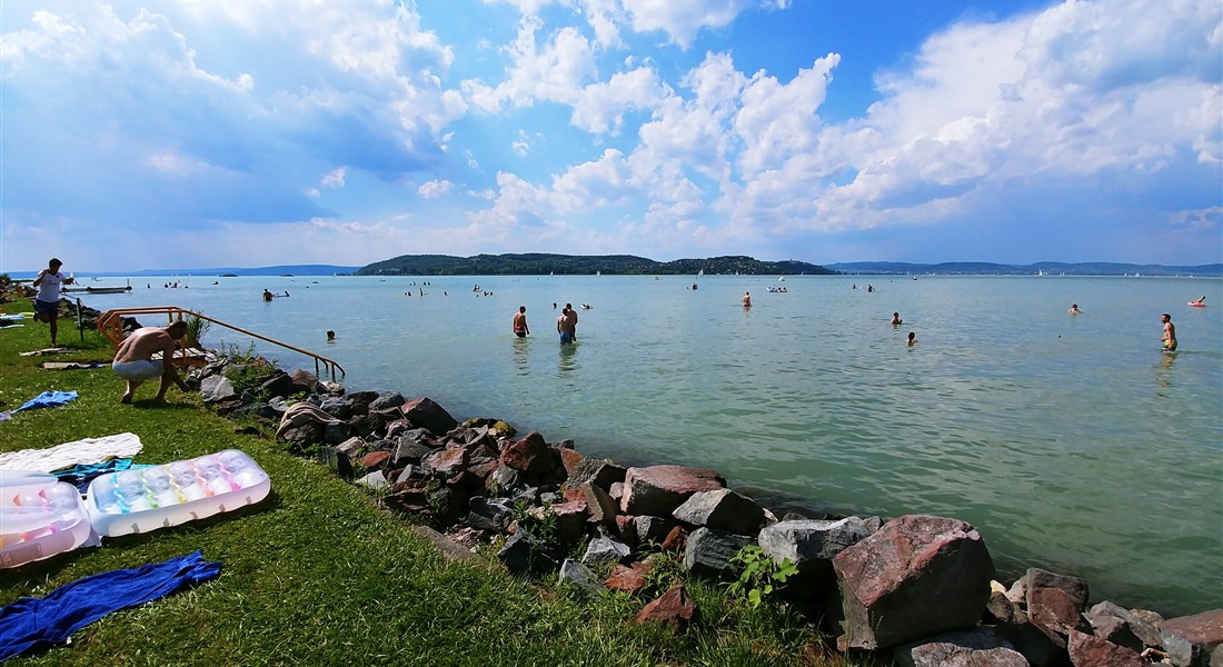 Balaton - Maďarsko Balaton - pohled na Balaton