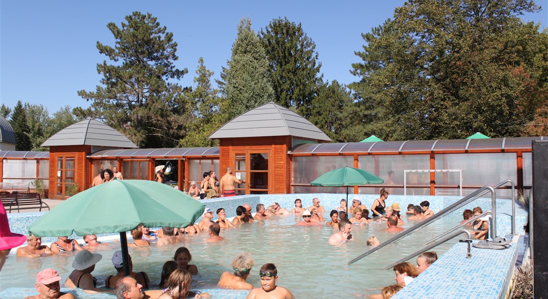 Mezőkövesd - Maďarsko Mesökövesd termální lázně - termální bazén