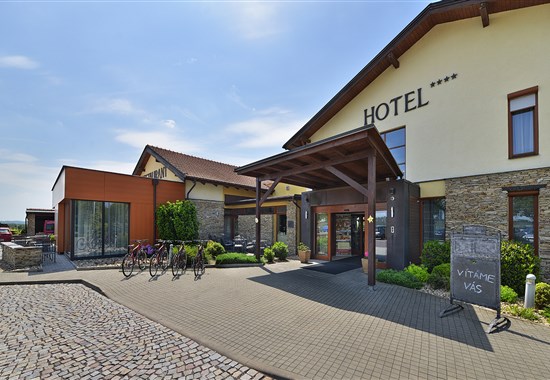 Znojmo - Hotel HAPPY STAR - Jižní Morava
