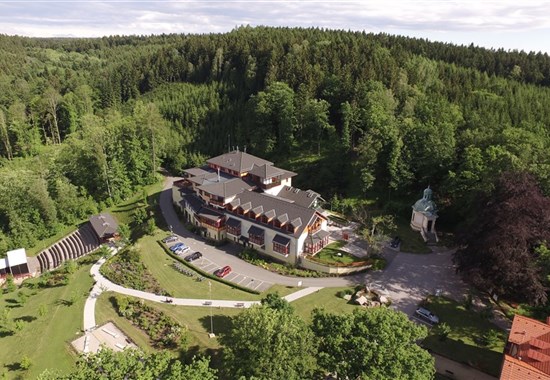 Rychnov nad Kněžnou - Hotel a Vila STUDÁNKA - Východní Čechy